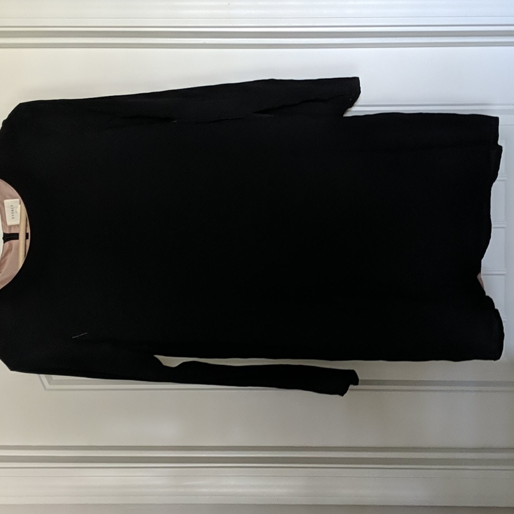 Black long sleeve dress